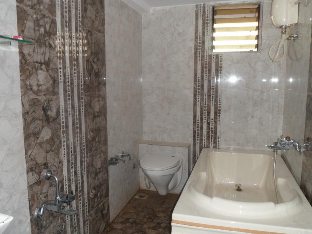 Hotel Canada Palace Watuwa Εξωτερικό φωτογραφία