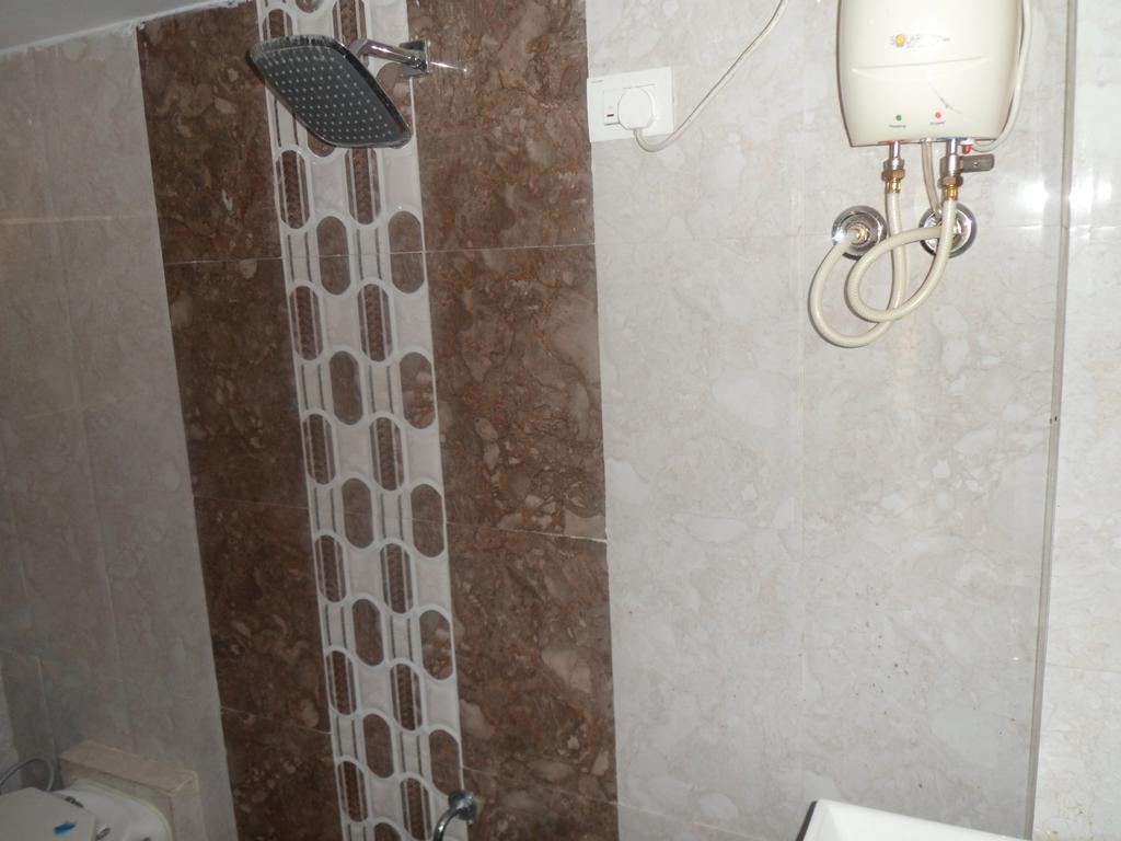 Hotel Canada Palace Watuwa Εξωτερικό φωτογραφία