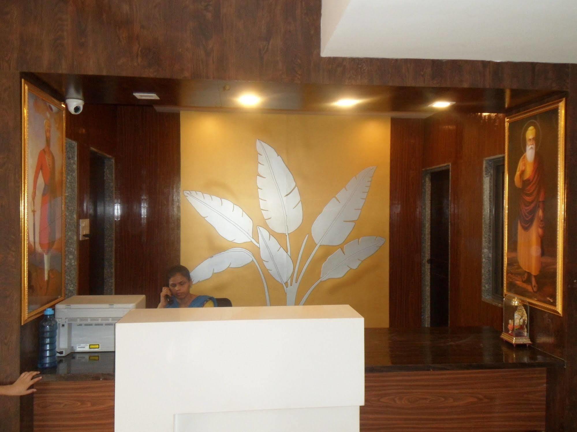 Hotel Canada Palace Watuwa Εξωτερικό φωτογραφία